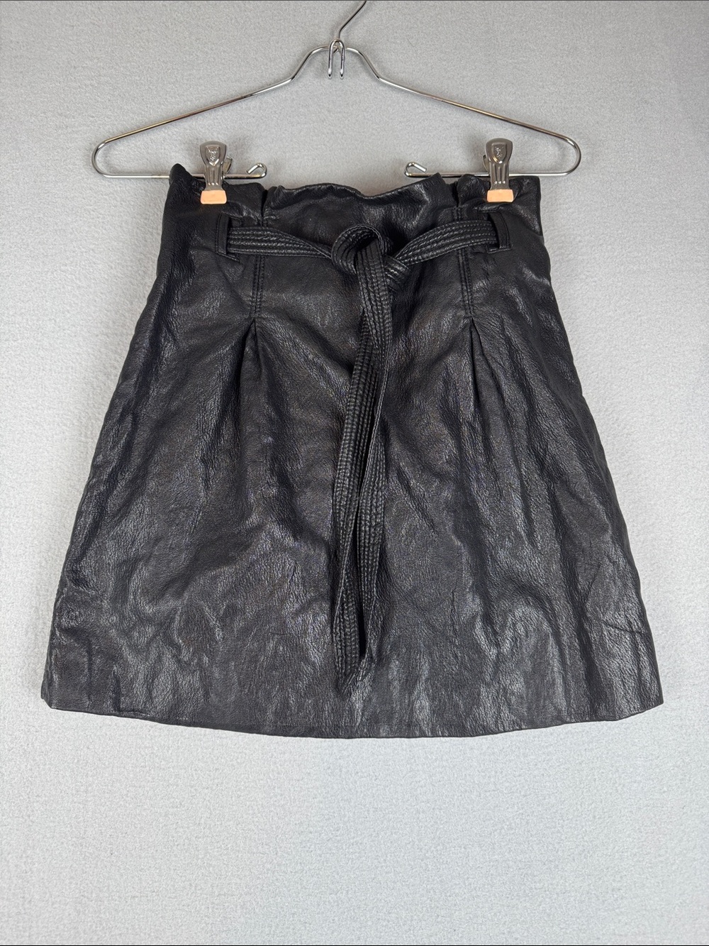 Free People Payton Faux Leather Paperbag Waist Skirt with Tie
Size: 0